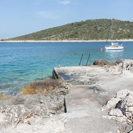 Two-bedroom With Sea View Ap 1 Daire Sevid